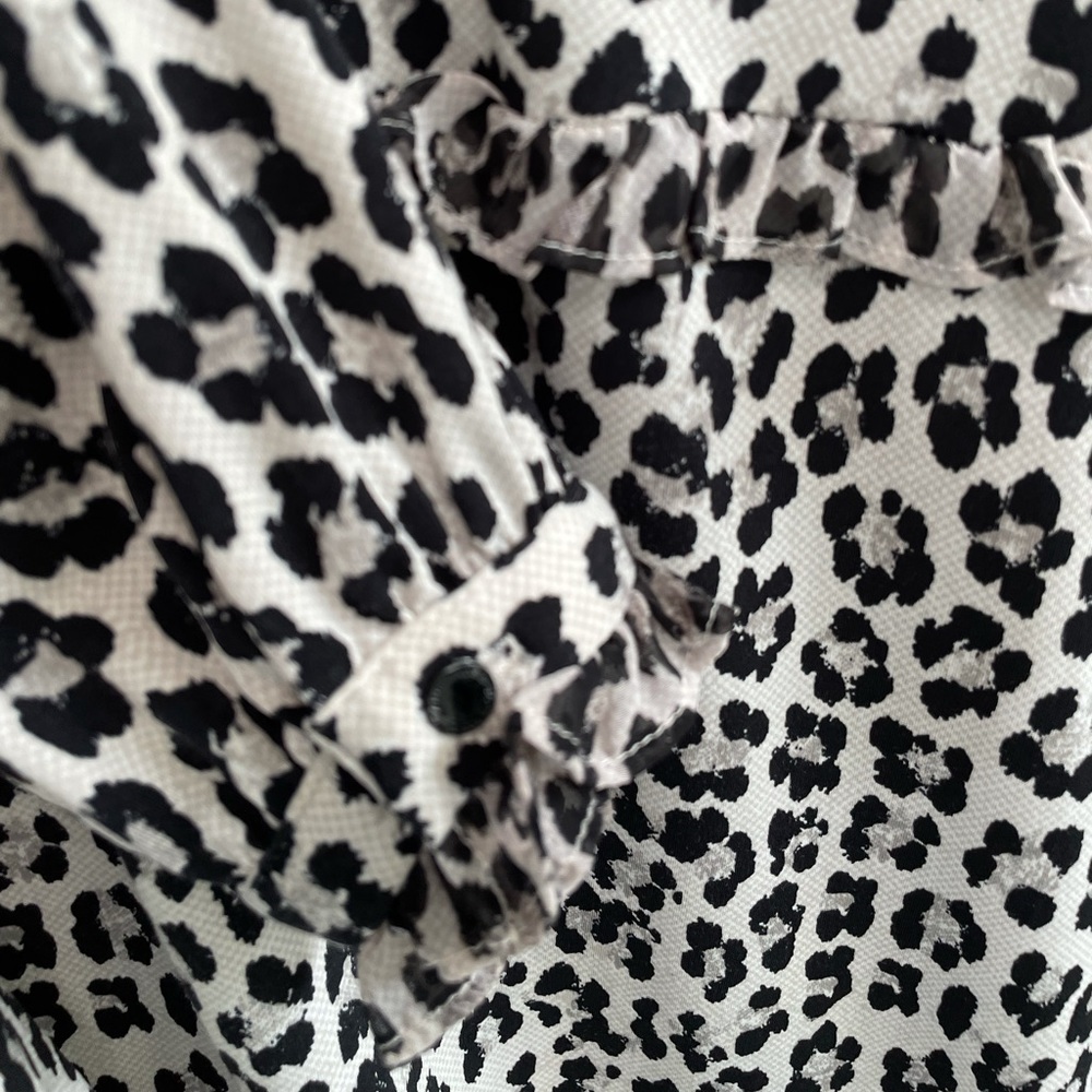 Karl Lagerfeld Paris animal print ruffle top - Picture 7 of 10